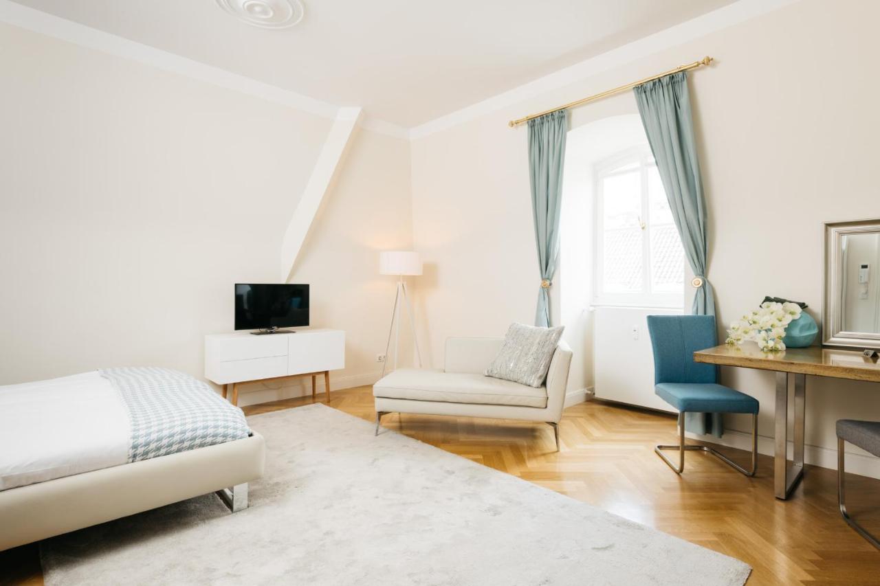 Osteiner Hof By The